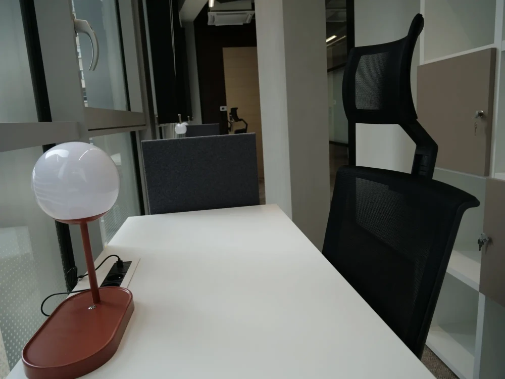 Bureau privé - 54000 - 3 postes - 1150€