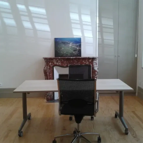 Bureau privé 10 m² 1 poste Coworking Avenue du Général de Gaulle Arcachon 33120 - photo 1