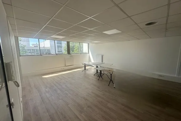 Bureau privé - 95200 - 8 postes - 1776€
