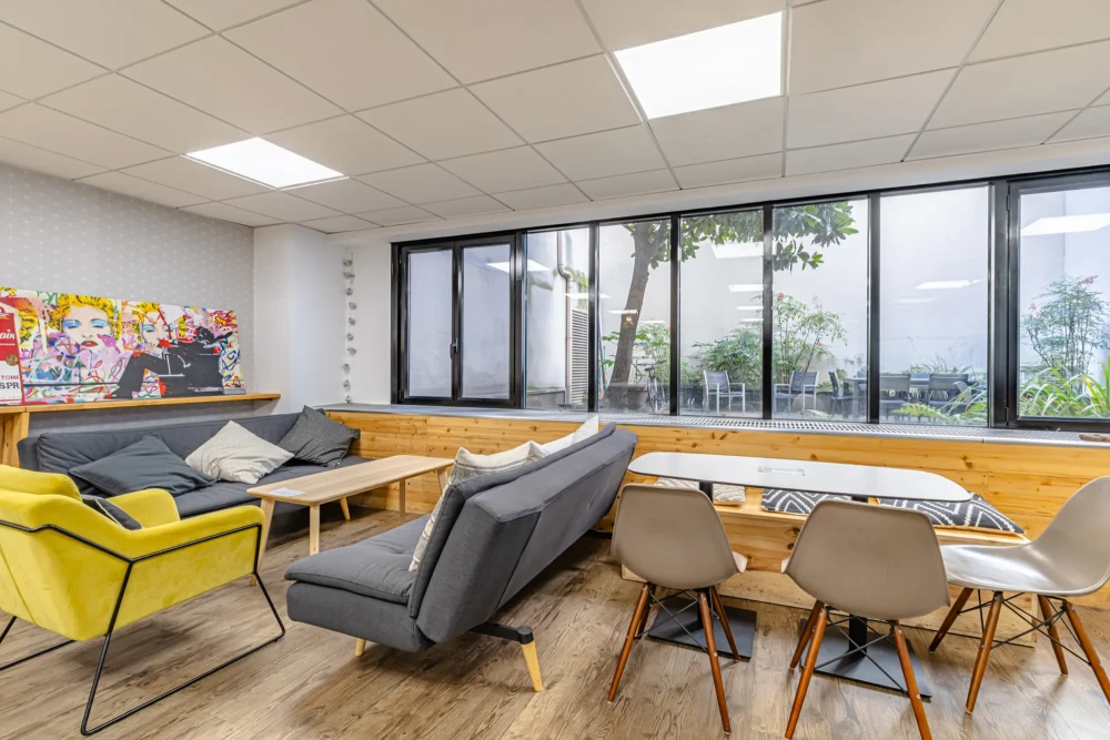Bureau privé - 75009 - 4 postes - 2000€