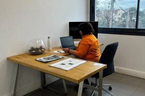 Bureau privé - 91170 - 2 postes - 583€