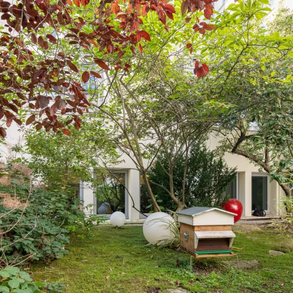 Bureau privé 20 m² 8 postes Location bureau Rue Quentin-Bauchart Paris 75008 - photo 1