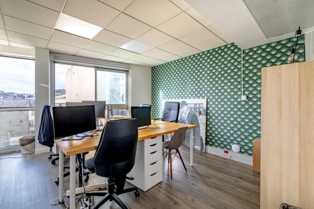 Bureau privé - 75009 - 4 postes - 2200€