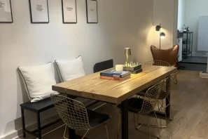Open Space - 75017 - 2 postes - 400€