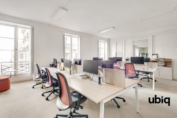 Bureau privé - 75002 - 20 postes - 11000€