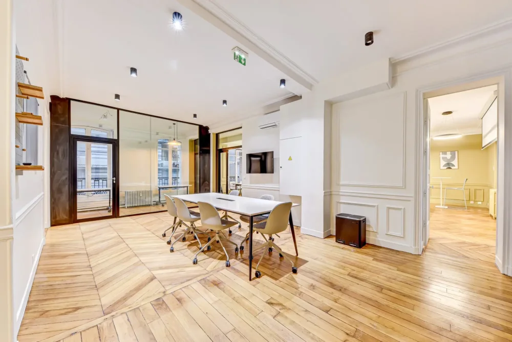Espace indépendant - 75019 - 70 postes - 25900€