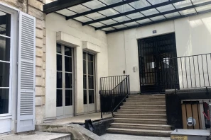 Bureau privé - 75010 - 8 postes - 2800€