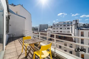 Bureau privé - 75010 - 14 postes - 7700€