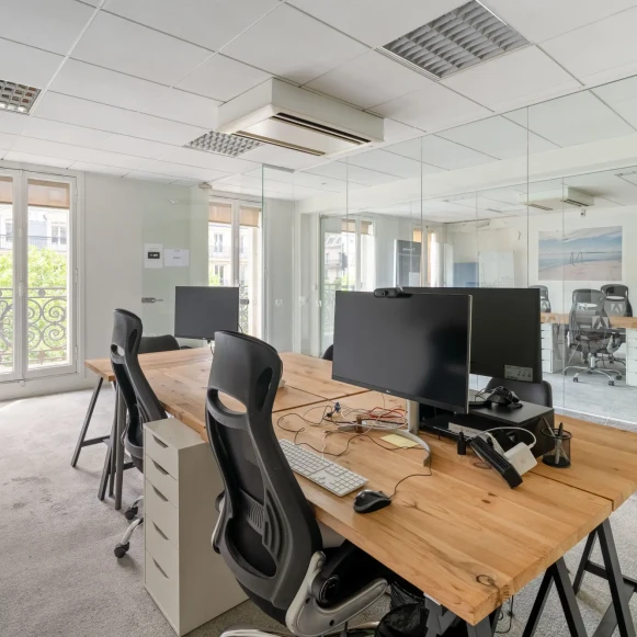 Bureau privé 60 m² 15 postes Location bureau Rue de Palestro Paris 75002 - photo 11