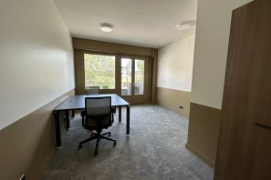 Bureau privé - 69006 - 3 postes - 1190€