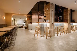 Open Space - 75009 - 20 postes - 200€