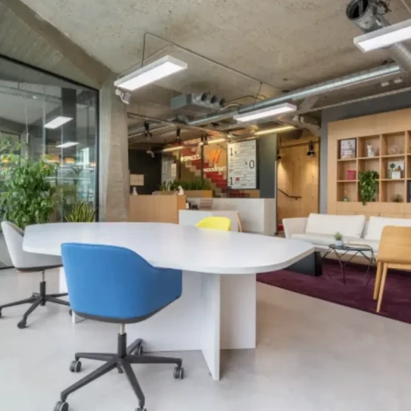 Bureau privé 16 m² 4 postes Coworking Avenue du Général Leclerc Boulogne-Billancourt 92100 - photo 5