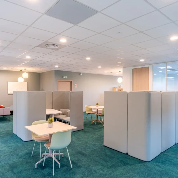 Bureau privé 13 m² 2 postes Location bureau Rue de Lisbonne Schiltigheim 67300 - photo 6