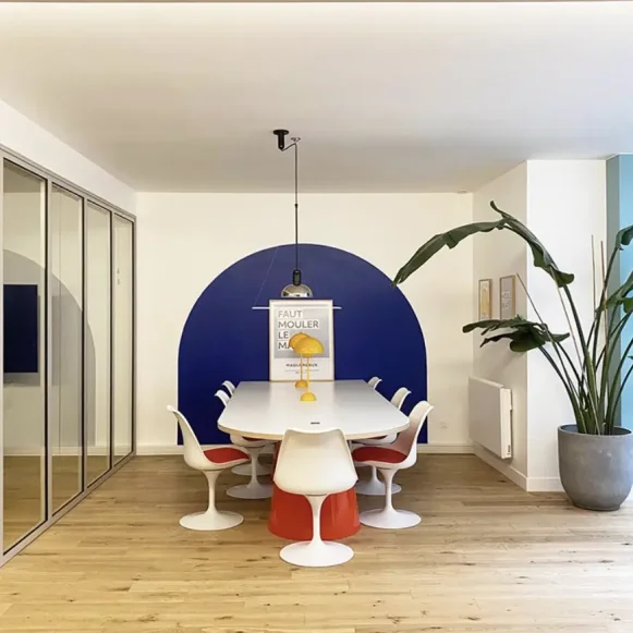 Espace indépendant 140 m² 18 postes Location bureau Rue Saint-Louis en l'Île Paris 75004 - photo 3