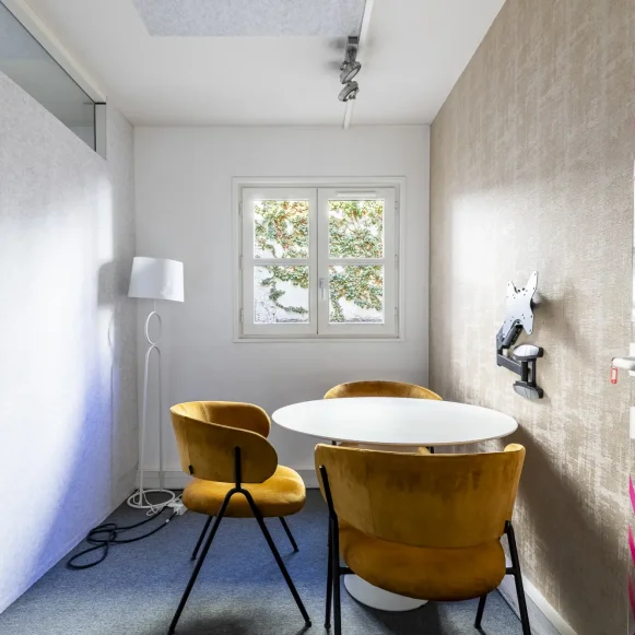 Espace indépendant 54 m² 17 postes Location bureau Rue Henry Monnier Paris 75009 - photo 2