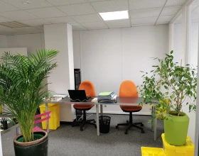 Open space (vision également des autres bureaux)