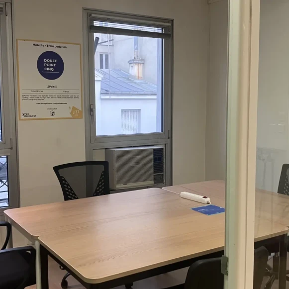 Bureau privé 180 m² 25 postes Coworking Rue du Moulin Joly Paris 75011 - photo 10