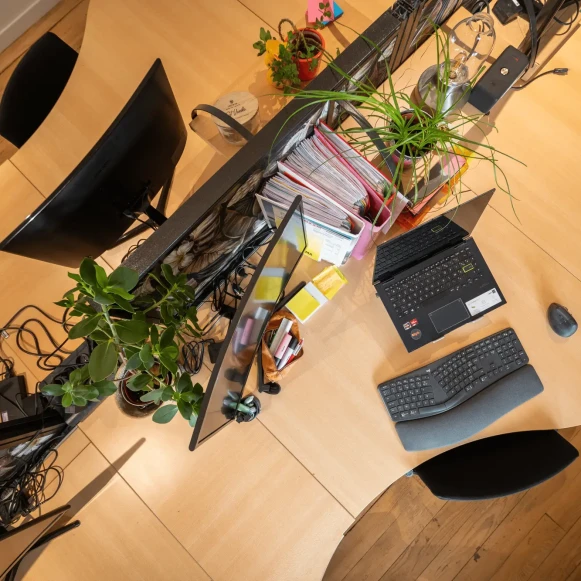 Open Space  6 postes Coworking Rue des Jardiniers Vosges 88000 - photo 7