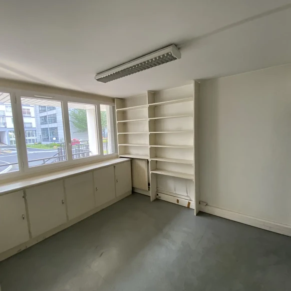 Espace indépendant 66 m² 11 postes Location bureau Rue de la Vanne Montrouge 92120 - photo 8