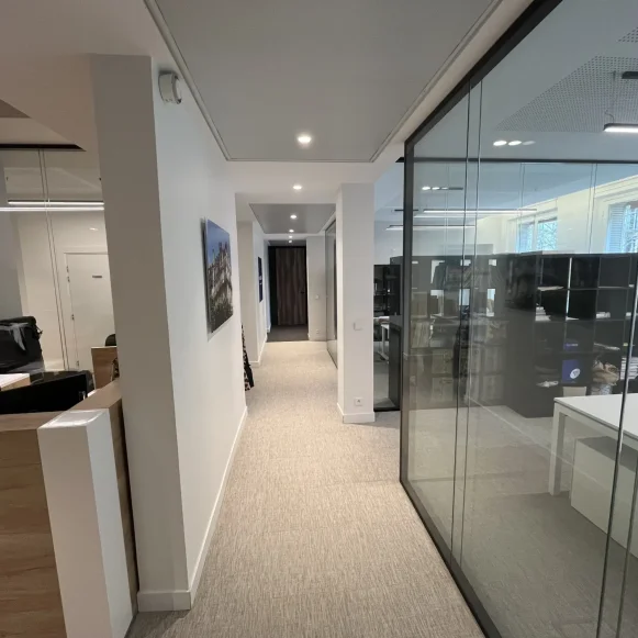 Open Space  3 postes Coworking Avenue Rapp Paris 75007 - photo 2