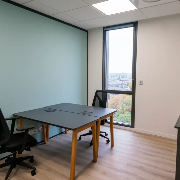 Bureau privé 10 m² 2 postes Coworking Rue de l'Épine Villeneuve-d'Ascq 59650 - photo 3