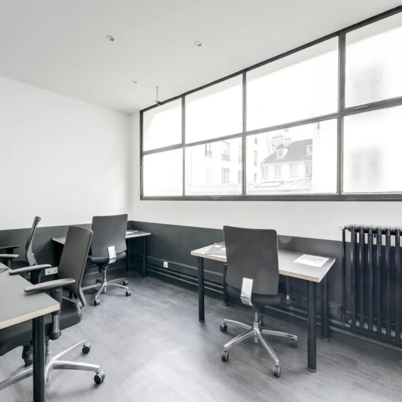 Bureau privé 9 m² 2 postes Coworking Rue du Dahomey Paris 75011 - photo 4