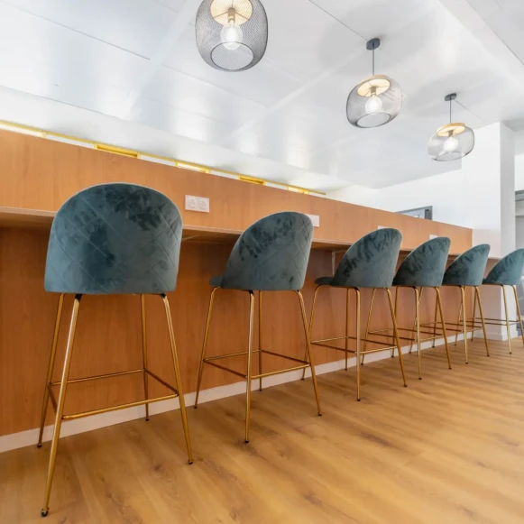 Bureau privé 36 m² 8 postes Location bureau Chemin de l'Arénas Nice 06200 - photo 9