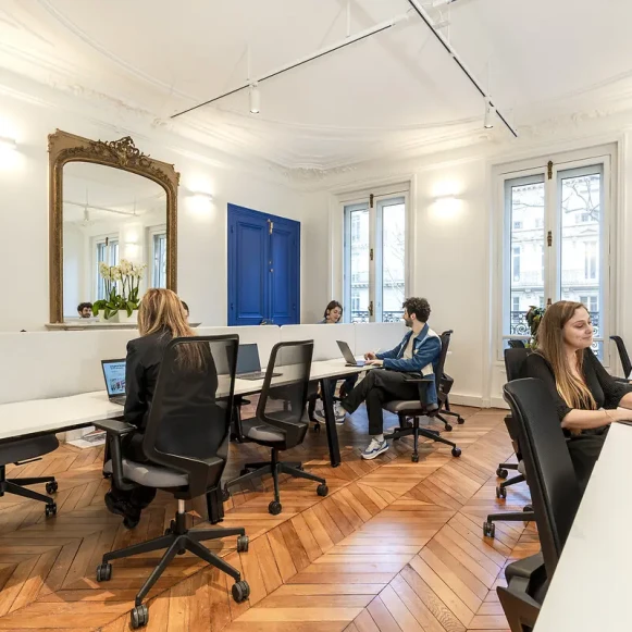 Espace indépendant 328 m² 46 postes Coworking Boulevard Haussmann Paris 75008 - photo 1