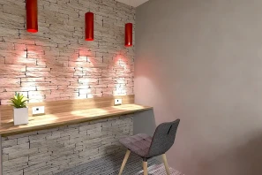 Bureau privé - 83160 - 10 postes - 2500€