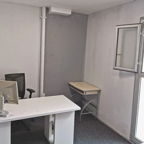 Bureau privé 11 m² 3 postes Location bureau Avenue Michelet Saint-Ouen-sur-Seine 93400 - photo 7