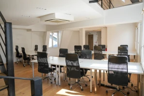 Espace indépendant - 75009 - 30 postes - 11000€