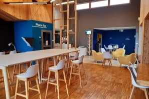 Open Space - 17210 - 8 postes - 148€