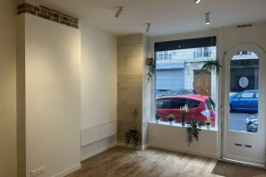 Espace indépendant - 75007 - 6 postes - 3500€