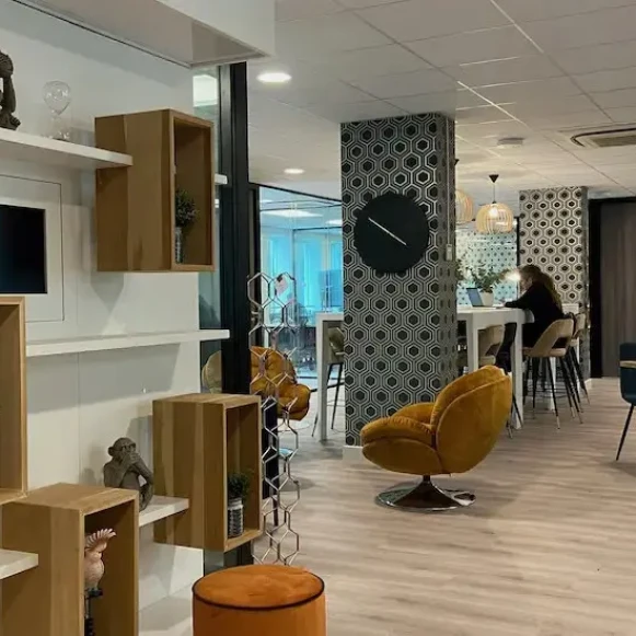 Bureau privé 8 m² 2 postes Coworking Avenue de la Grande Armée Paris 75017 - photo 9