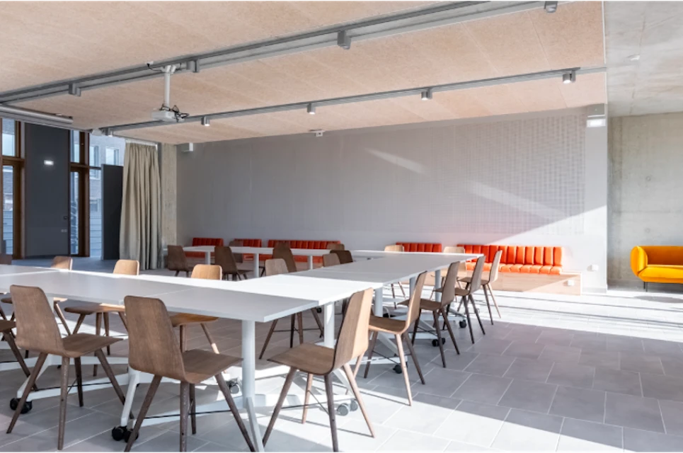 Stop & Work - Le Playground Paris-Saclay