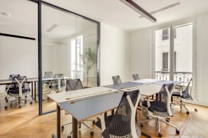 Bureau privé - 75008 - 11 postes - 8030€