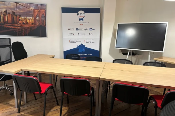 Bureau privé - 75011 - 5 postes - 350€