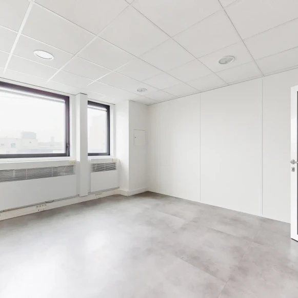 Espace indépendant 155 m² 15 postes Coworking Rue du 4 Septembre Issy-les-Moulineaux 92130 - photo 5