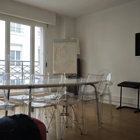 Bureau privé 20 m² 4 postes Coworking Rue le Sueur Paris 75016 - photo 3