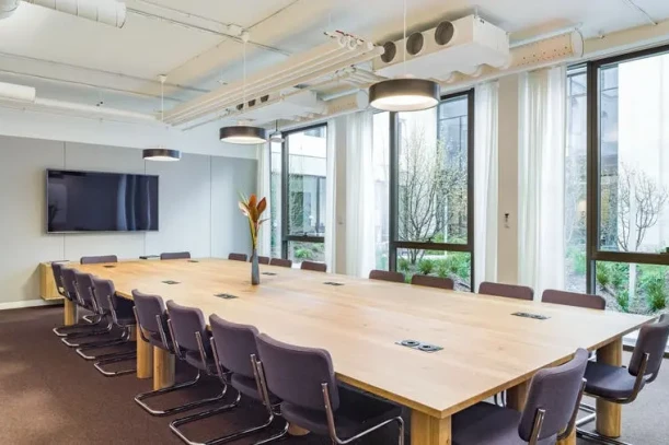 Bureau privé - 75008 - 4 postes - 4200€