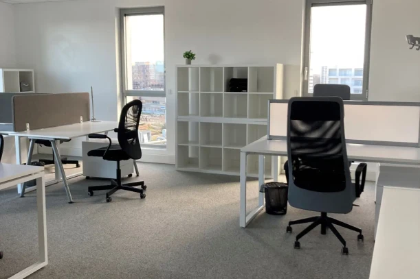 Bureau privé - 44200 - 4 postes - 1195€