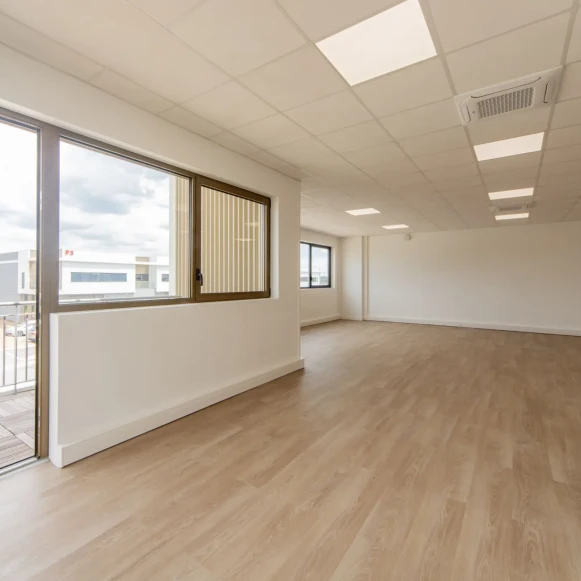 Espace indépendant 73 m² 10 postes Location bureau Avenue Christian Doppler Bailly-Romainvilliers 77700 - photo 1