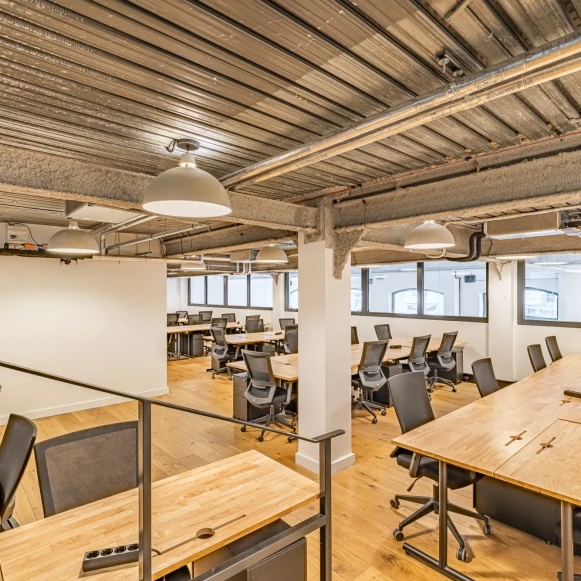 Bureau privé 130 m² 30 postes Coworking Rue des Archives Paris 75003 - photo 4