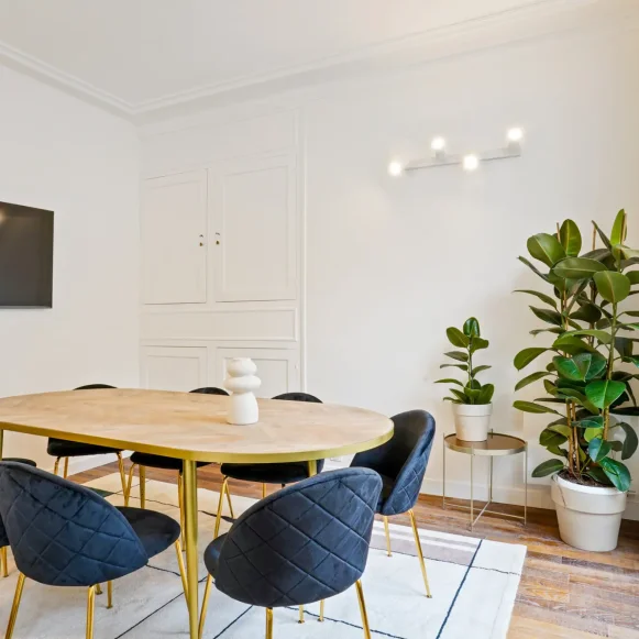 Espace indépendant 132 m² 24 postes Location bureau Rue des Petites Écuries Paris 75010 - photo 1