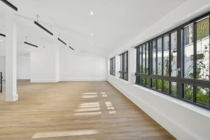 Espace indépendant - 75010 - 36 postes - 19000€