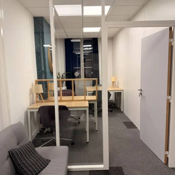 Bureau privé 15 m² 4 postes Location bureau Place de la Bourse Lyon 69002 - photo 5