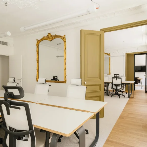 Espace indépendant 210 m² 32 postes Coworking Rue Washington Paris 75008 - photo 1