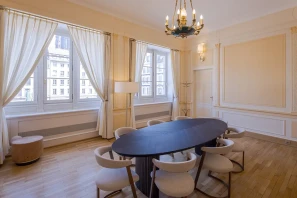 Open Space - 67000 - 100 postes - 199€