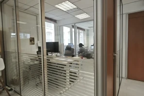 Bureau privé - 75009 - 3 postes - 1200€