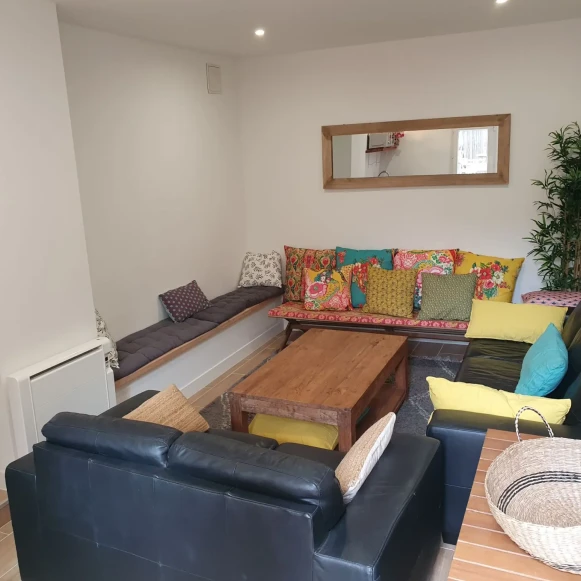 Bureau privé 15 m² 4 postes Location bureau Avenue de Saint-Maur Montpellier 34000 - photo 4